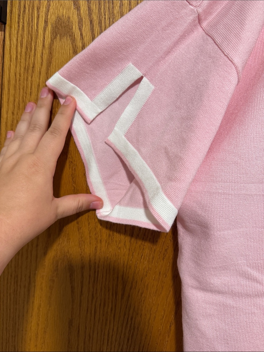 Soft Pink Two-Piece Lounge Set with White Trim - Picture 4 of 6